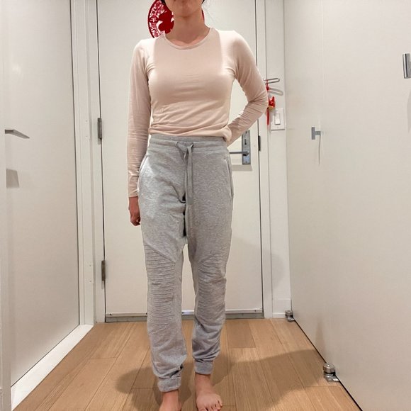 AloYoga Urban Moto Sweatpant - Picture 1 of 2